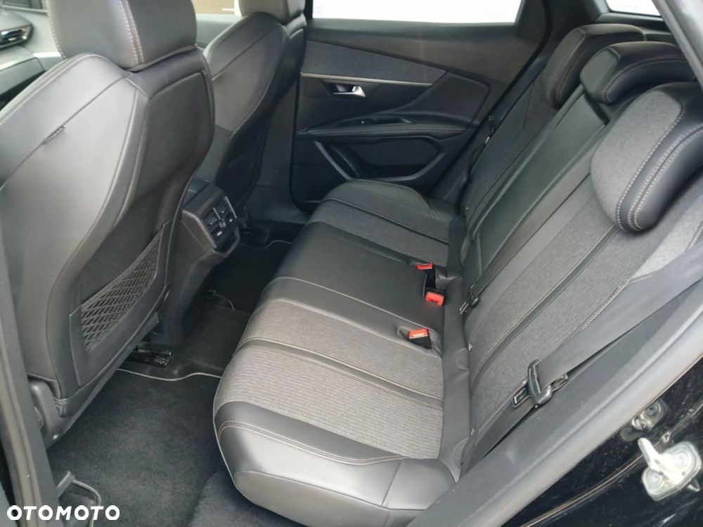 Peugeot 3008 - 16