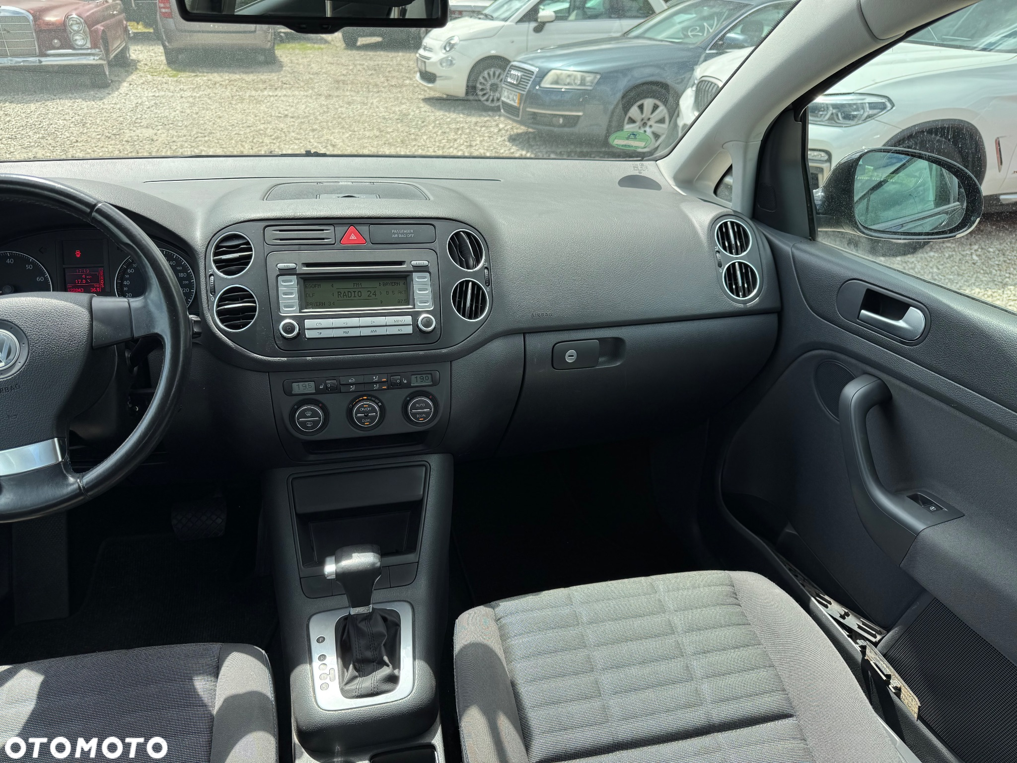 Volkswagen Golf 1.4 TSI BlueMotion Technology DSG Comfortline - 15