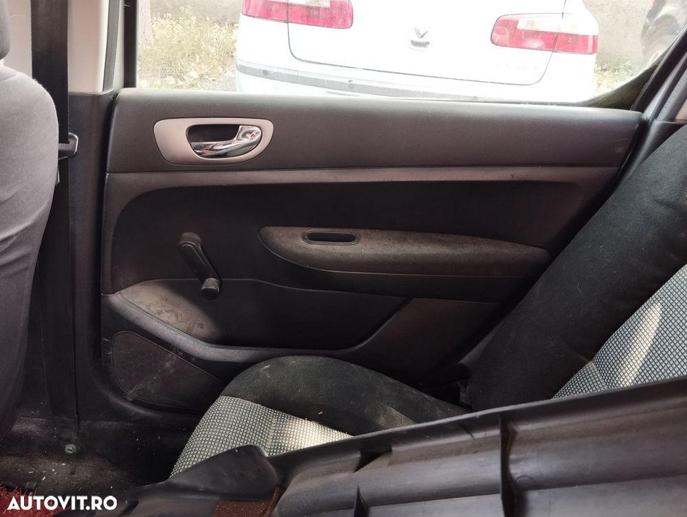 Dezmembrari  Peugeot 307  2000  > 0000 1.6 HDi 110 Motorina - 6