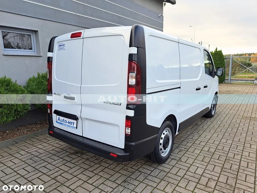 Renault Trafic - 13
