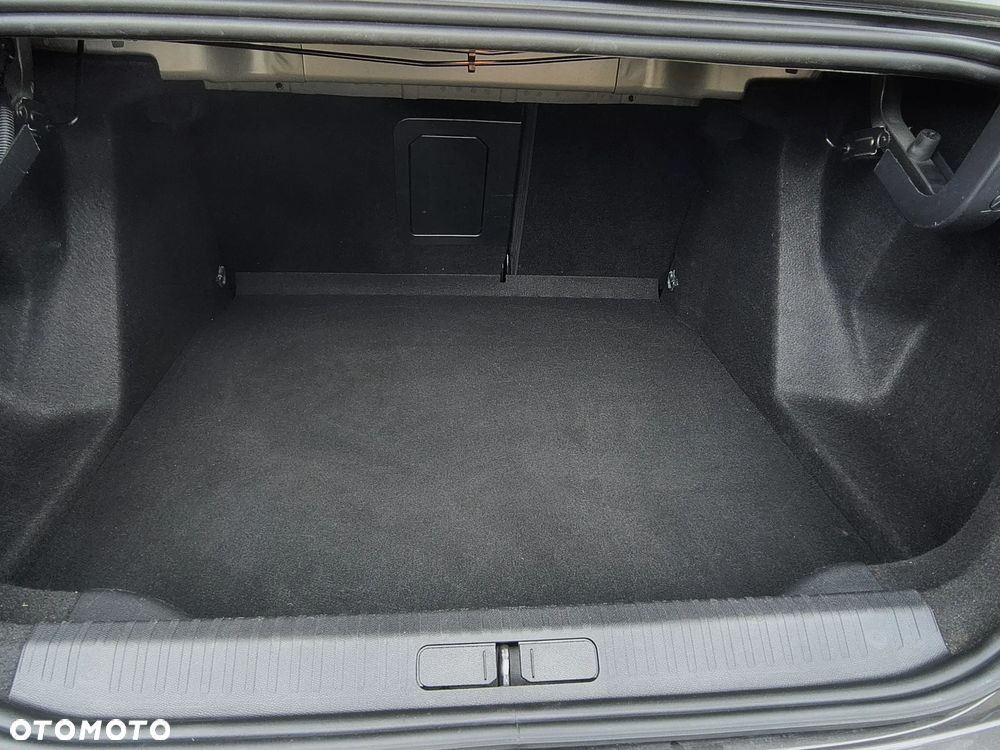 Citroën C4X 1.2 PureTech Shine Pack S&S EAT8 - 21