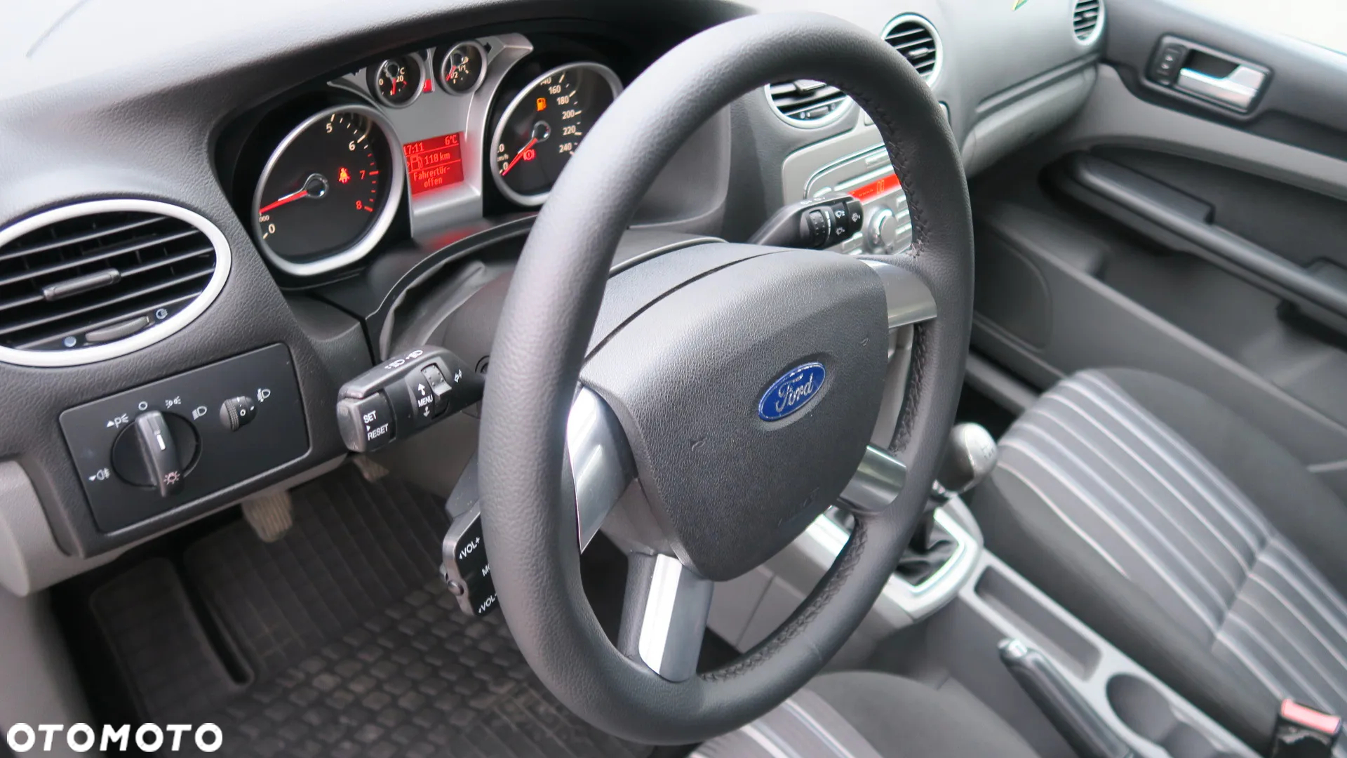 Ford Focus - 16