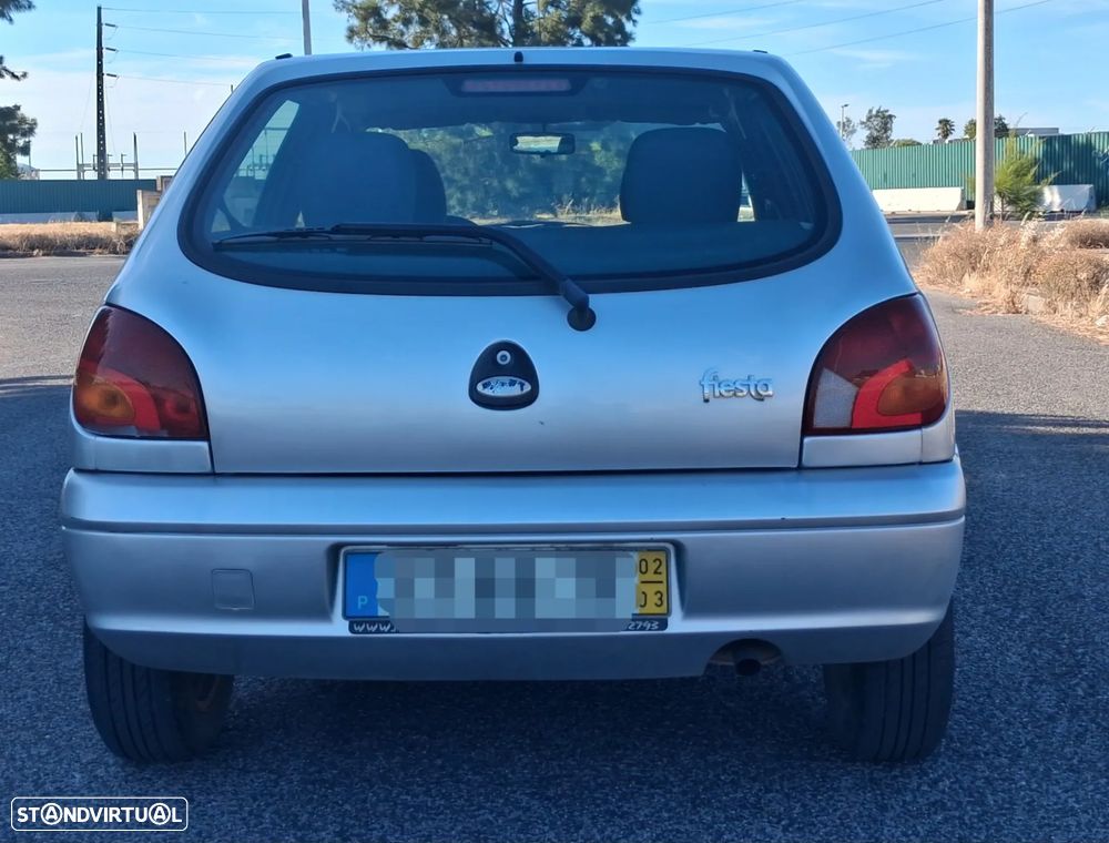 Ford Fiesta 1.25 Ghia - 6