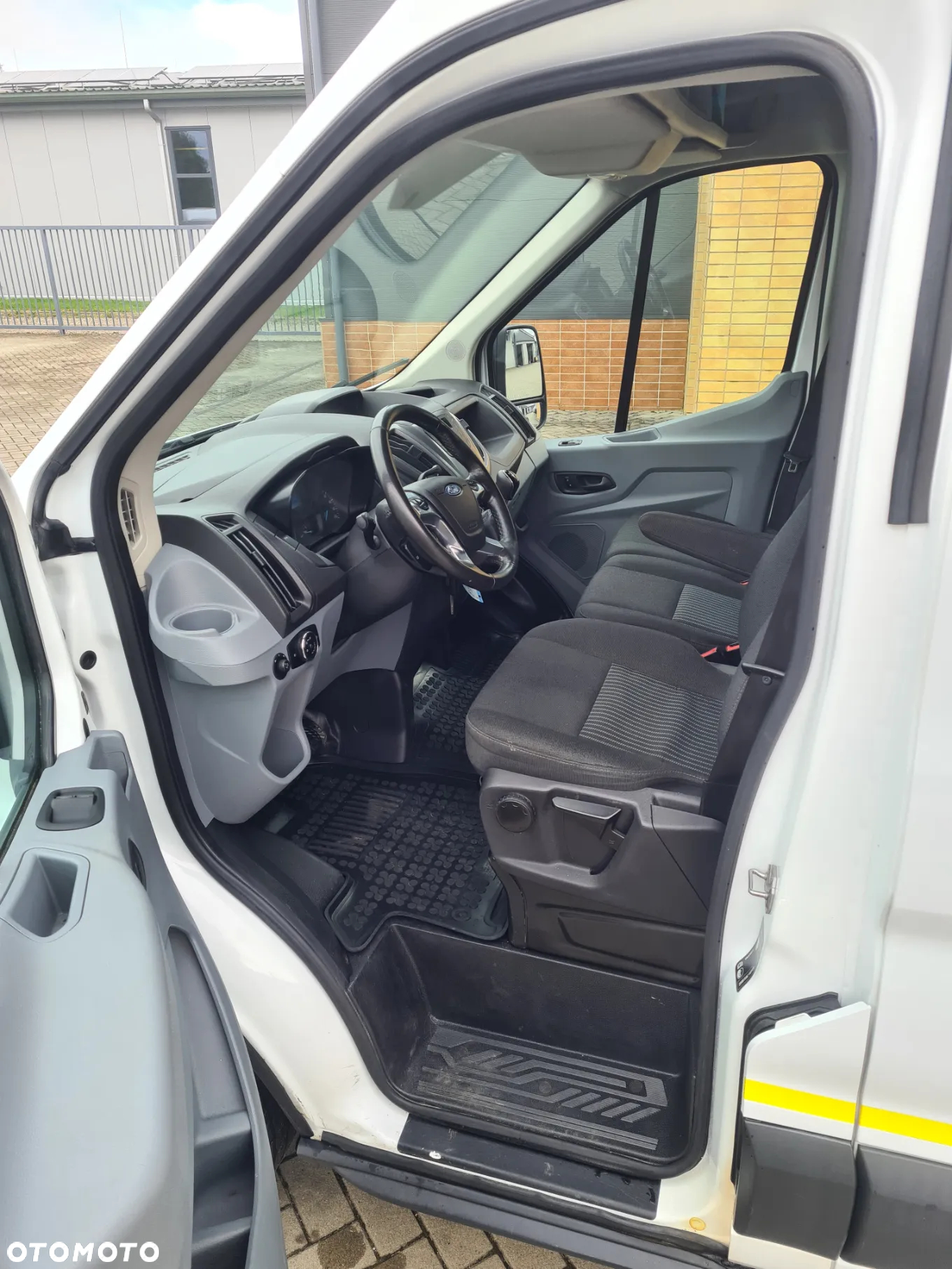 Ford Transit - 8