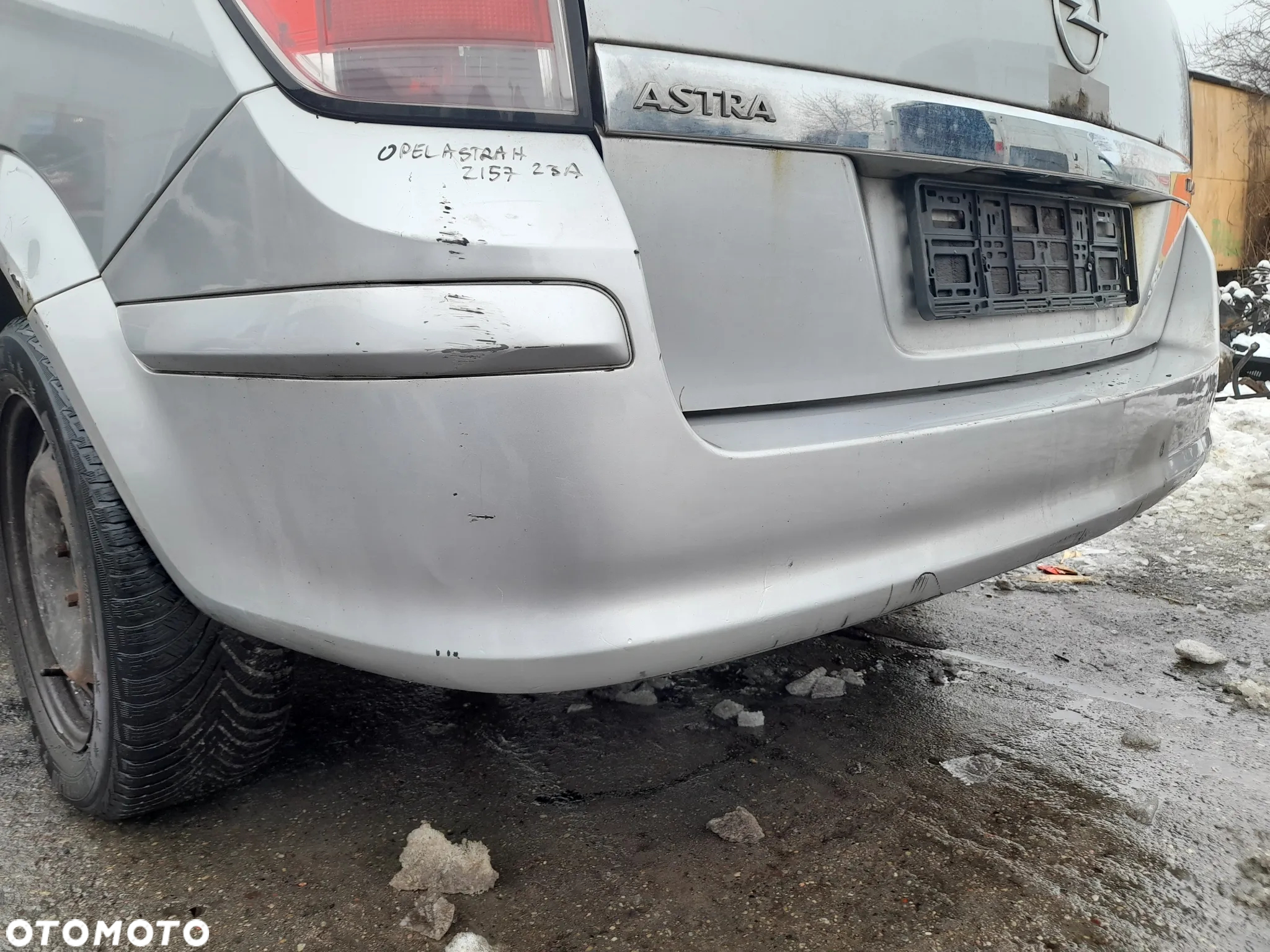 OPEL ASTRA H ZDERZAK TYŁ TYLNY TYLNI Z157 - 10