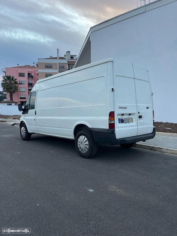 Ford Transit 330M 2.4 TDdi TM - 4