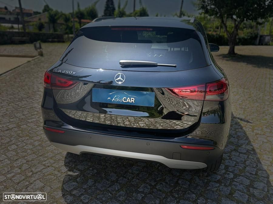 Mercedes-Benz GLA 250 - 9