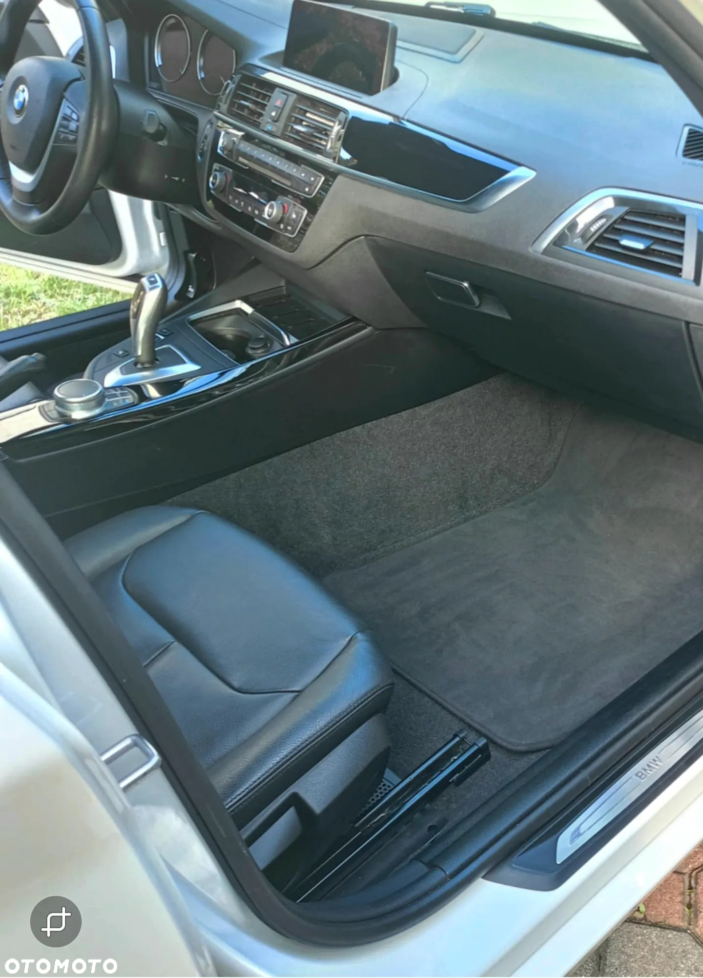 BMW Seria 1 118i - 12