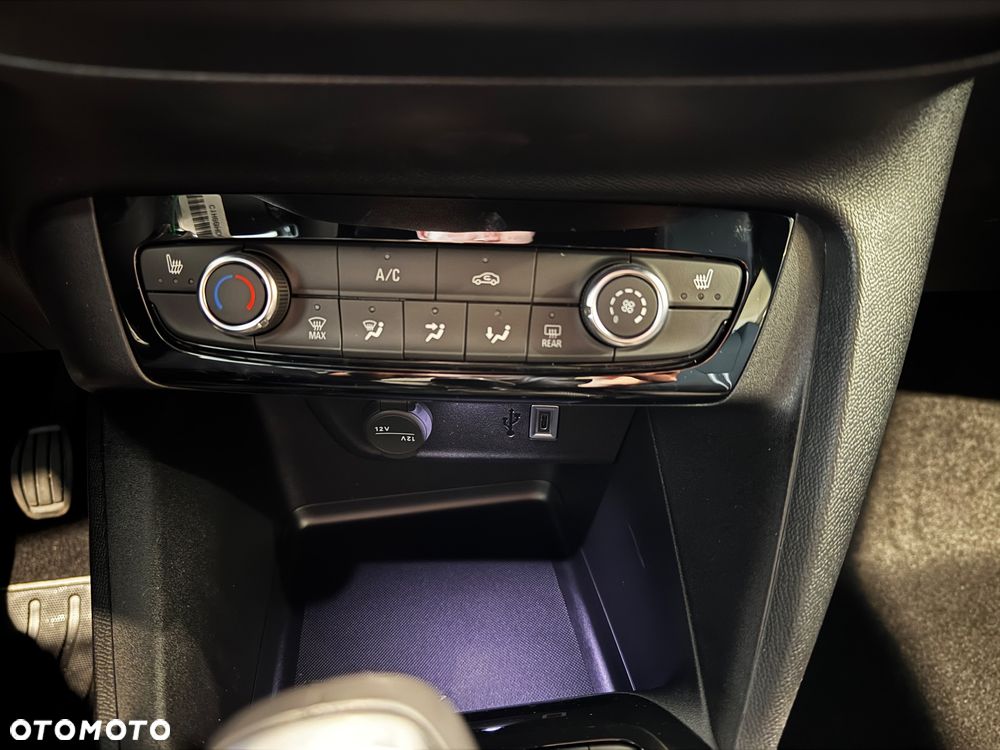 Opel Corsa 1.2 T Yes S&S - 6