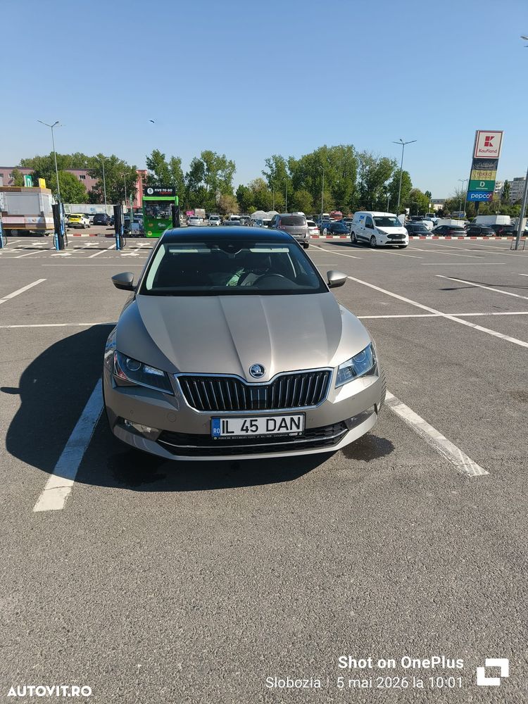 Skoda Superb 2.0 TDI DSG 4X4 Laurin & Klement - 7