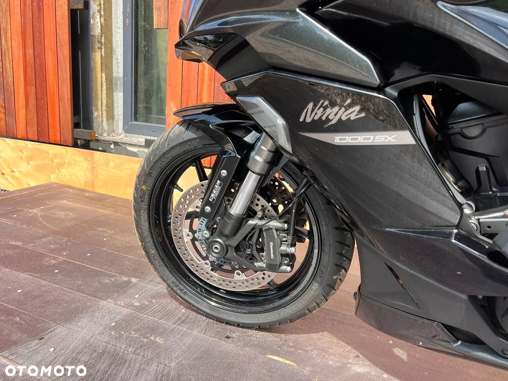 Kawasaki Ninja 1000 SX - 7