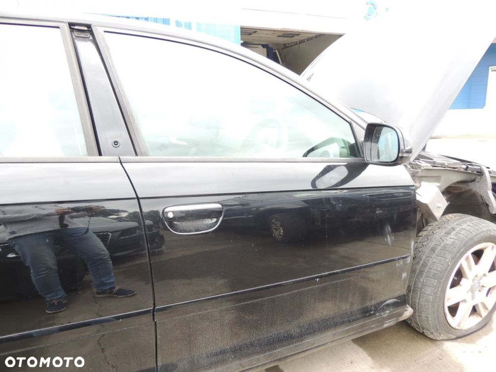 Drzwi prawy przód AUDI A3 8P '10 lift sportback - 1
