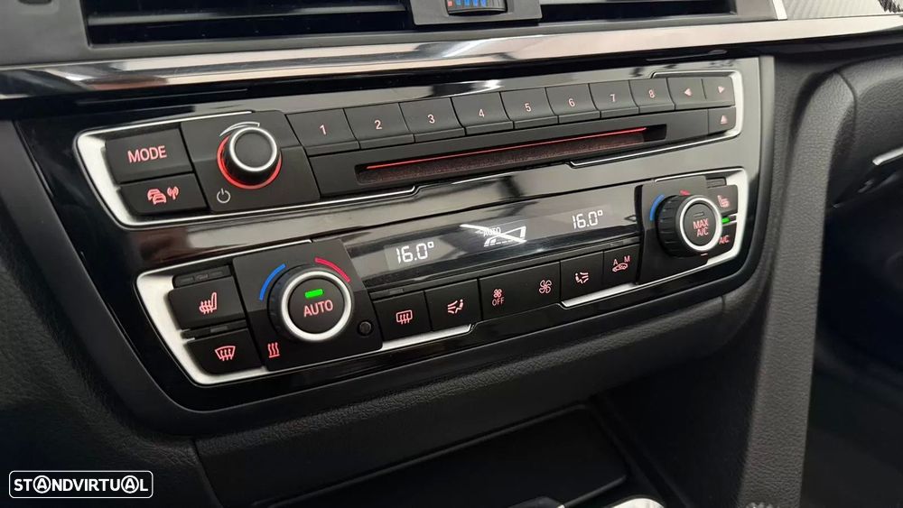 BMW M4 Auto - 25