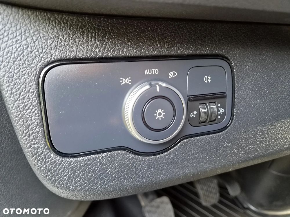 Mercedes-Benz Sprinter - 34
