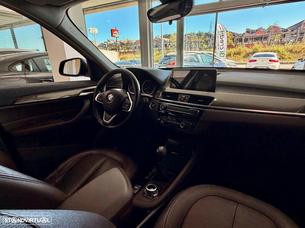 BMW X1 16 d sDrive Line xLine - 12