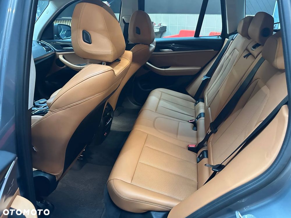 BMW X3 xDrive30e M Sport - 8