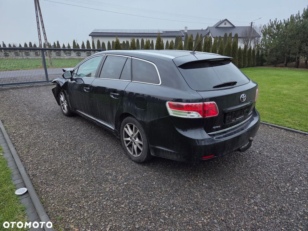 Toyota Avensis 1.8 Multidrive Business Edition - 6