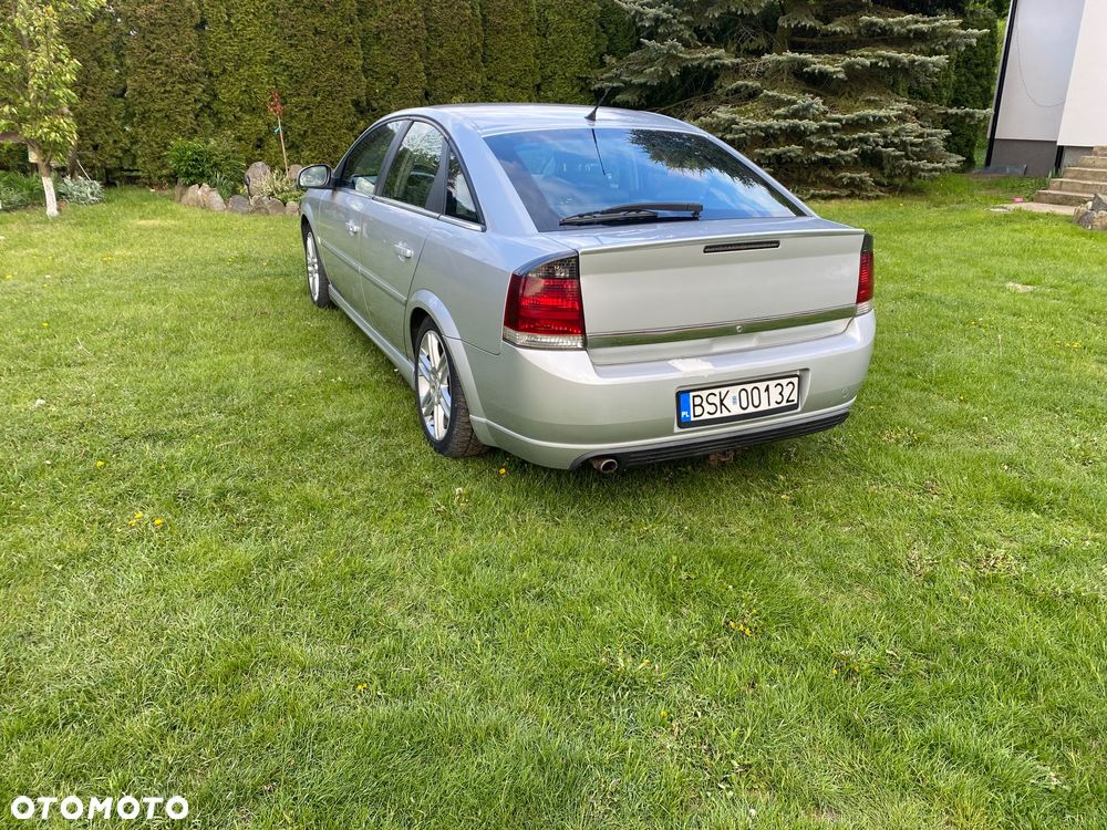 Opel Vectra GTS 2.2 - 4