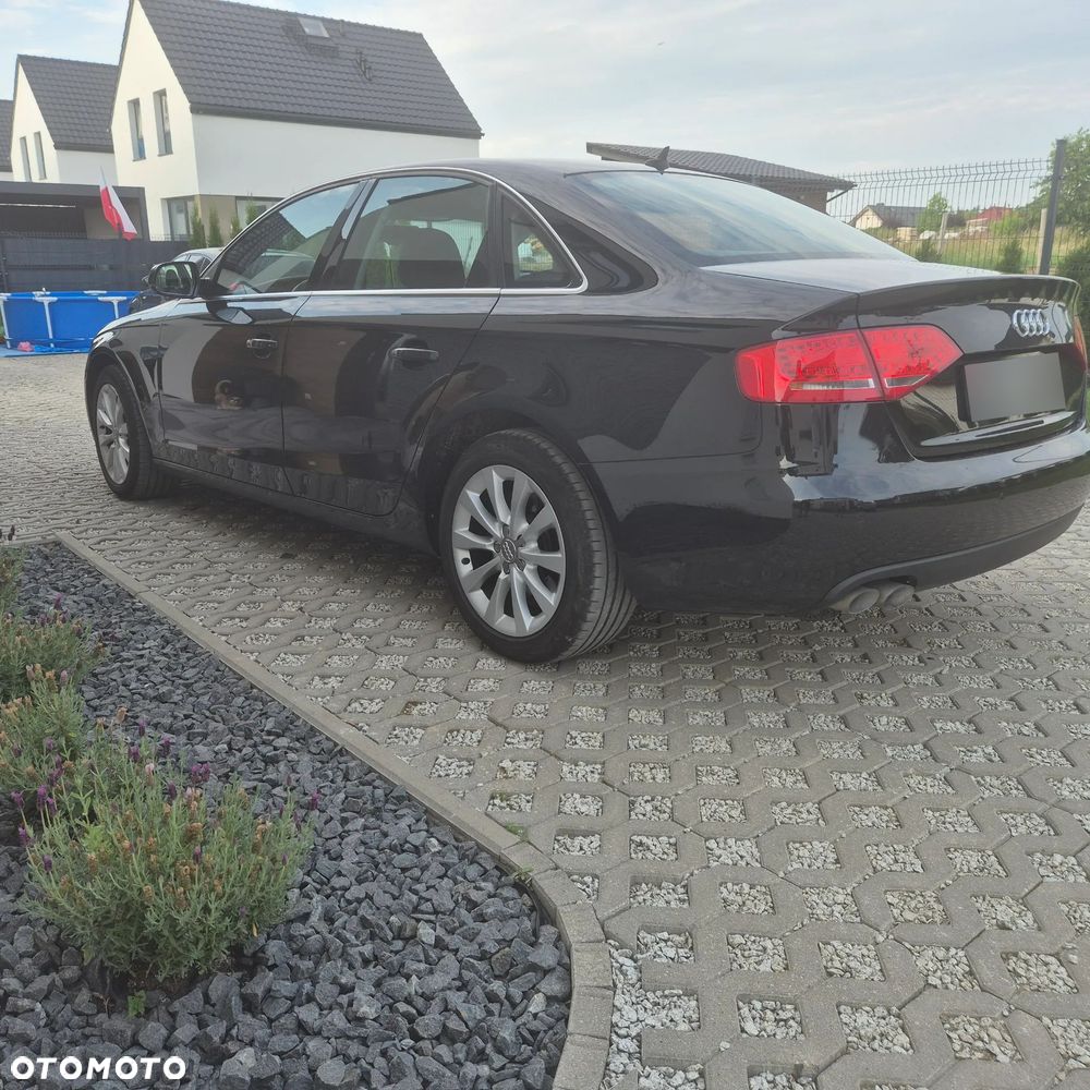 Audi A4 Avant 2.0 TDI Quattro - 10