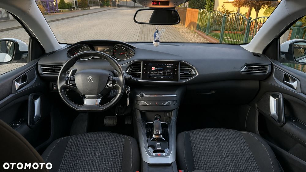 Peugeot 308 - 5