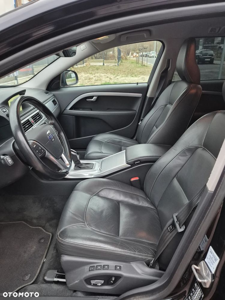 Volvo V70 D4 Geartronic Summum - 14