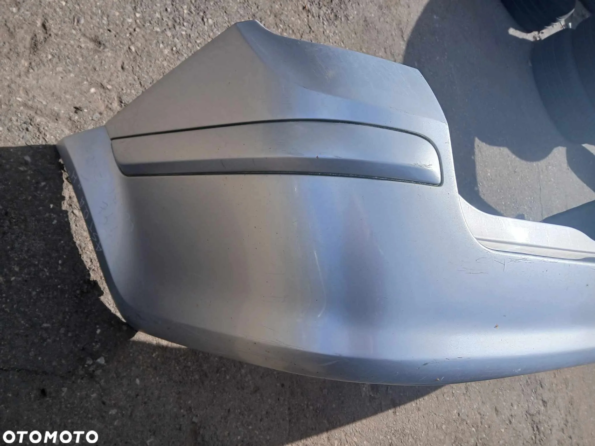 Opel Astra H III Kombi Zderzak tylny kod Z 157 - 2