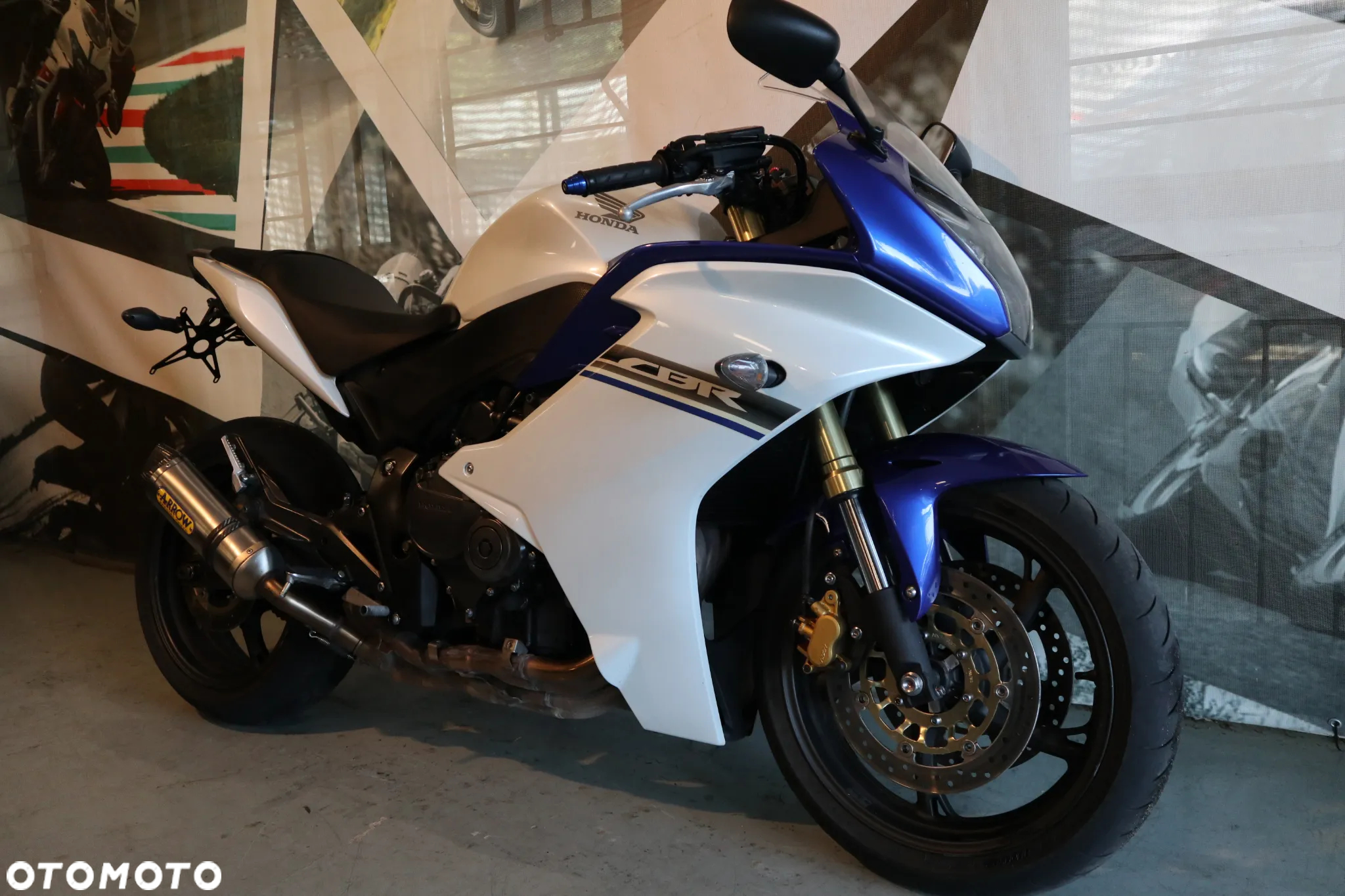 Honda CBR - 12