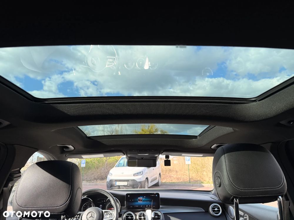 Mercedes-Benz GLC 300 4-Matic - 9