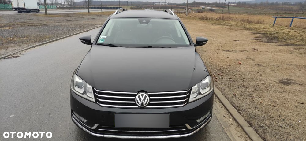 Volkswagen Passat 2.0 TDI Highline DSG - 2