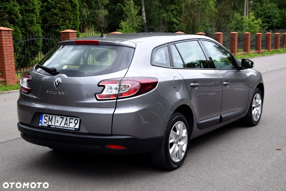 Renault Megane 1.6 16V Dynamique Euro5 - 2