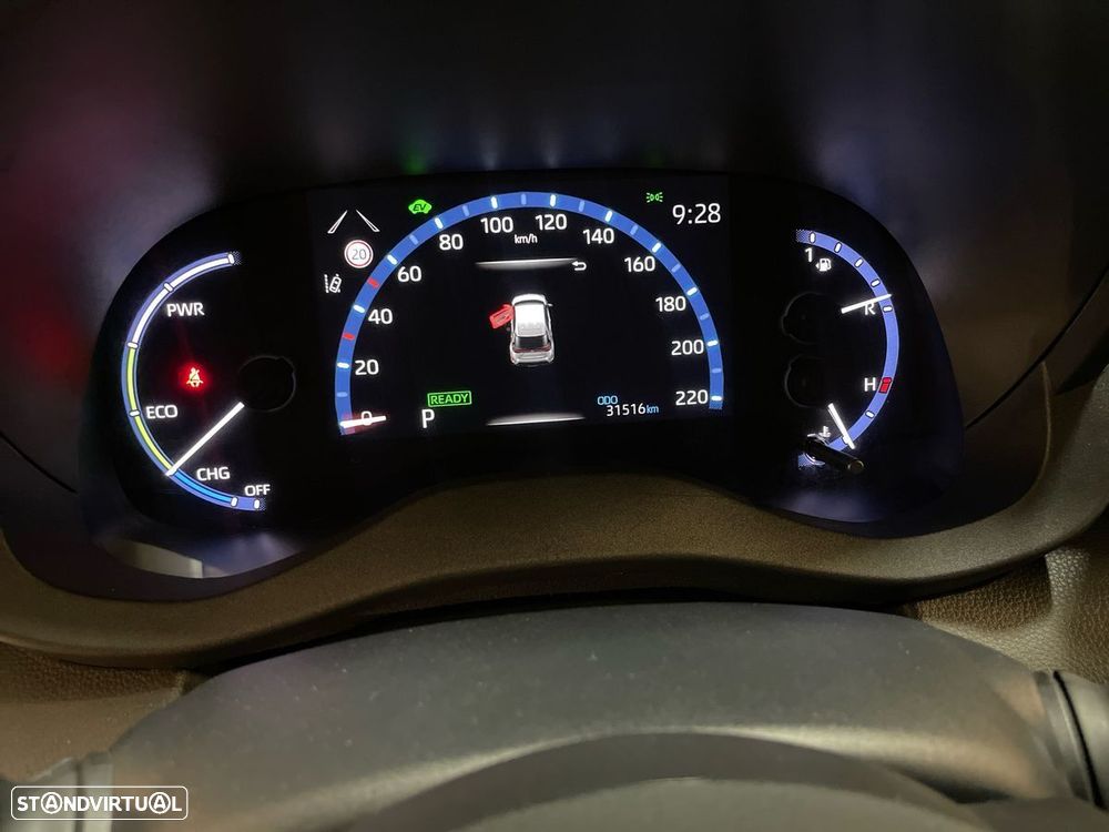 Toyota Yaris Cross 1.5 HDF Comfort Plus - 14