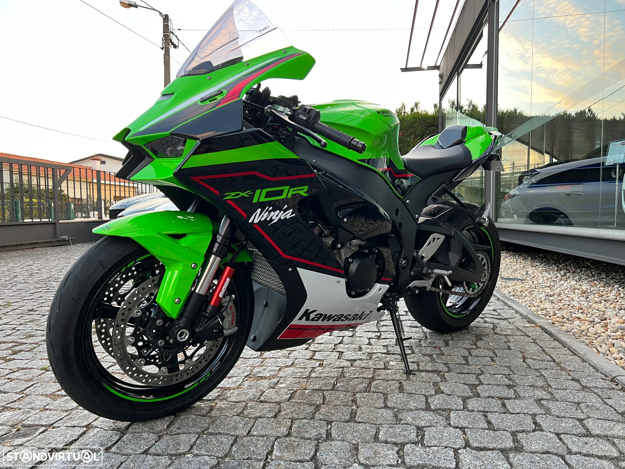 Kawasaki ZX 10R - 3
