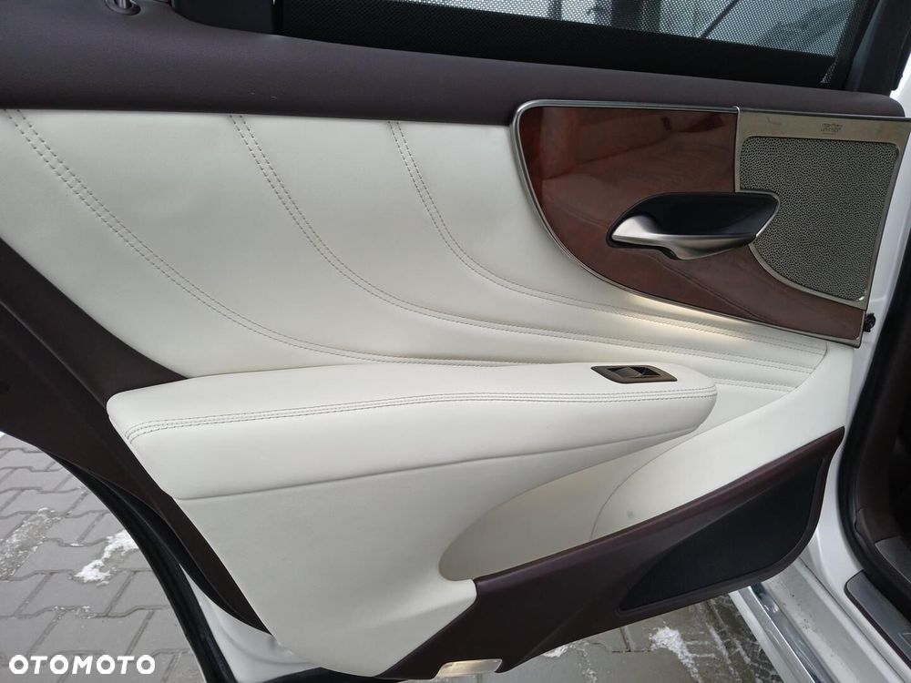 Lexus LS 500h Omotenashi AWD - 23