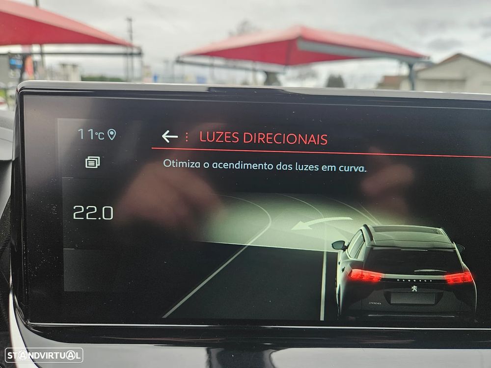 Peugeot 2008 1.2 PureTech GT EAT8 - 41