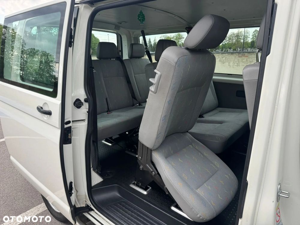 Volkswagen Transporter - 16