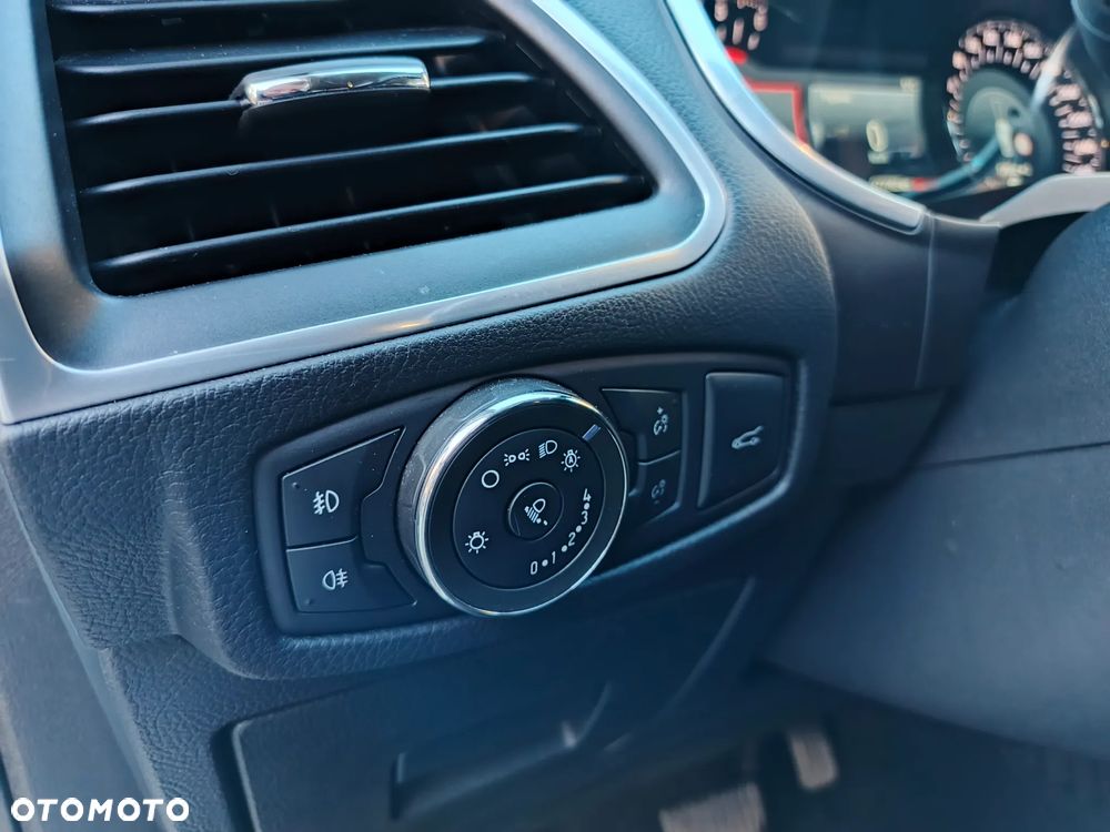 Ford S-Max 2.0 TDCi Titanium PowerShift - 25