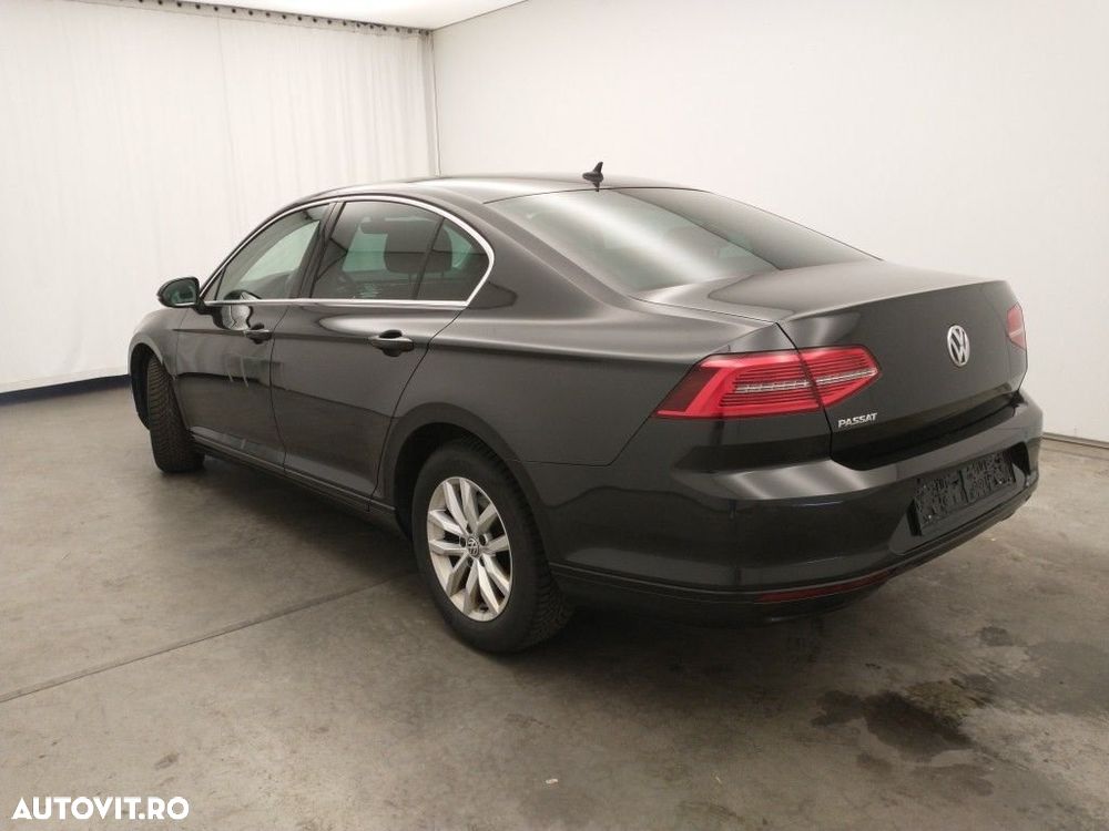 Volkswagen Passat 1.5 TSI OPF Comfortline - 6