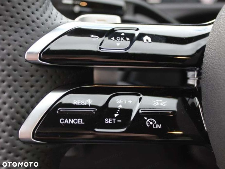 Mercedes-Benz Klasa E - 9