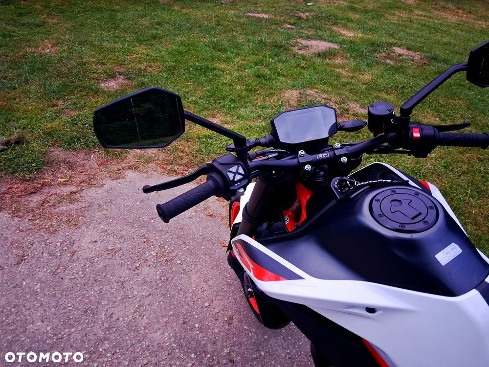 KTM DUKE 890 - 14