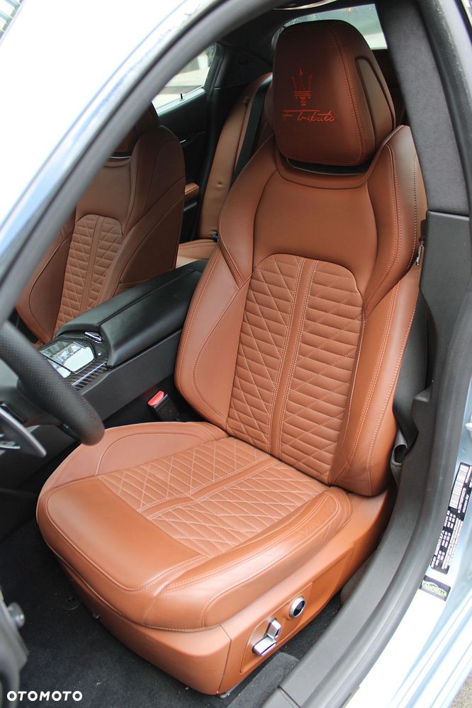 Maserati Ghibli - 11