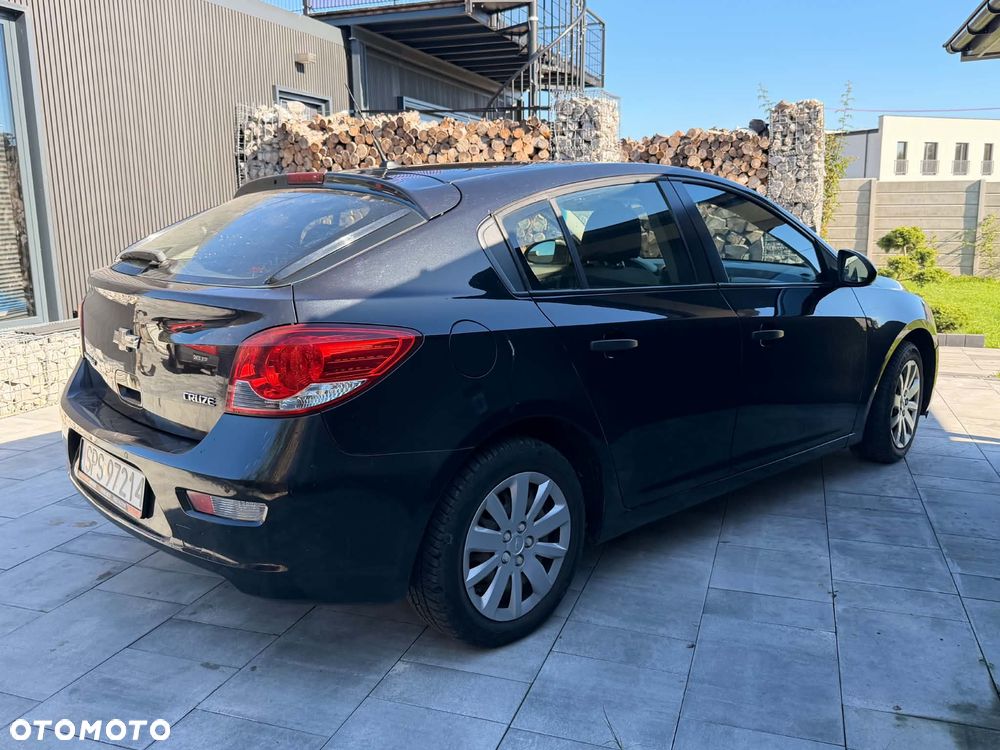 Chevrolet Cruze 2012 photo 3