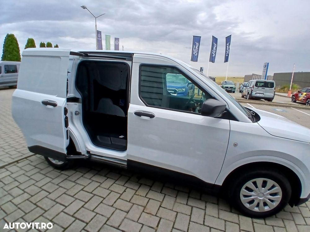 Ford Transit Courier - 6