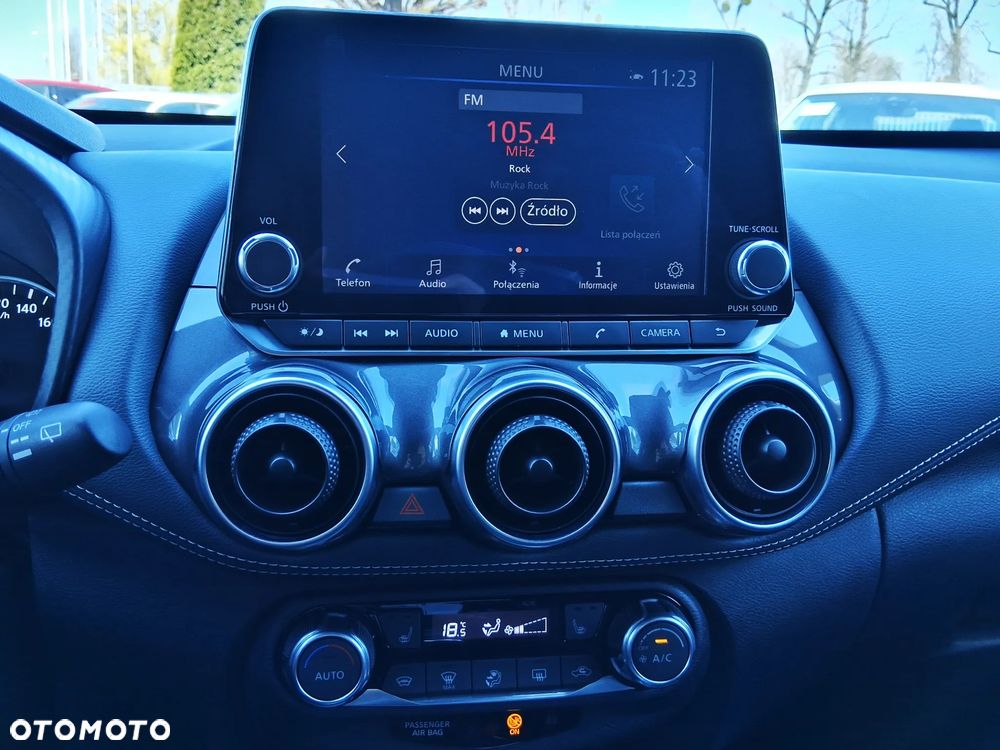 Nissan Juke 1.0 DIG-T N-Connecta - 11