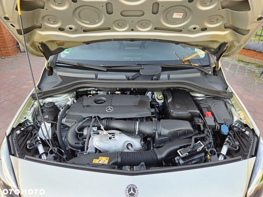 Mercedes-Benz Klasa B 250 7G-DCT Edition - 14