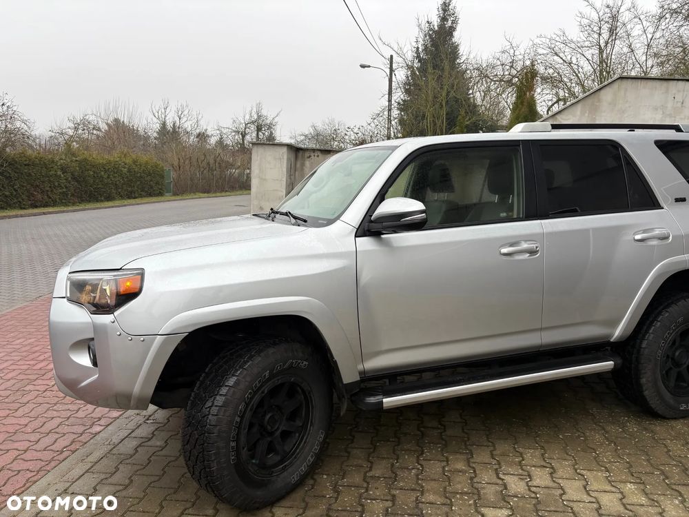 Toyota 4-Runner - 15