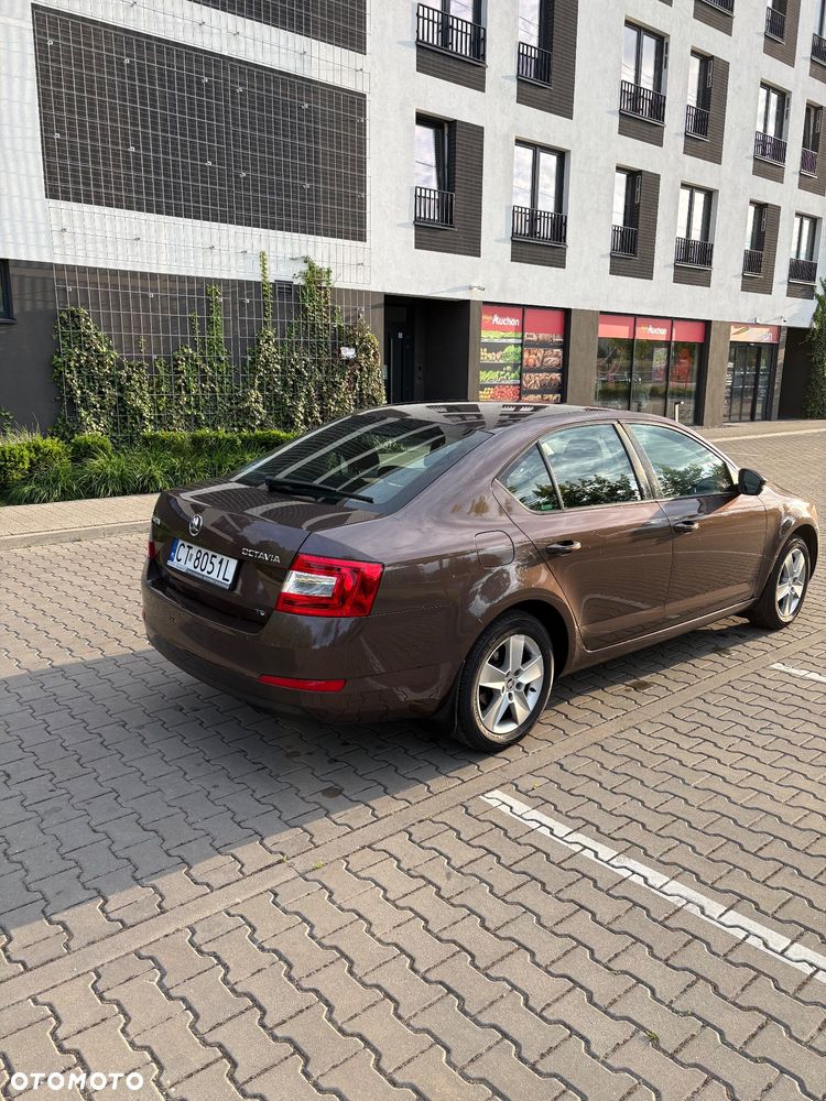 Skoda Octavia 1.4 TSI Ambition - 3