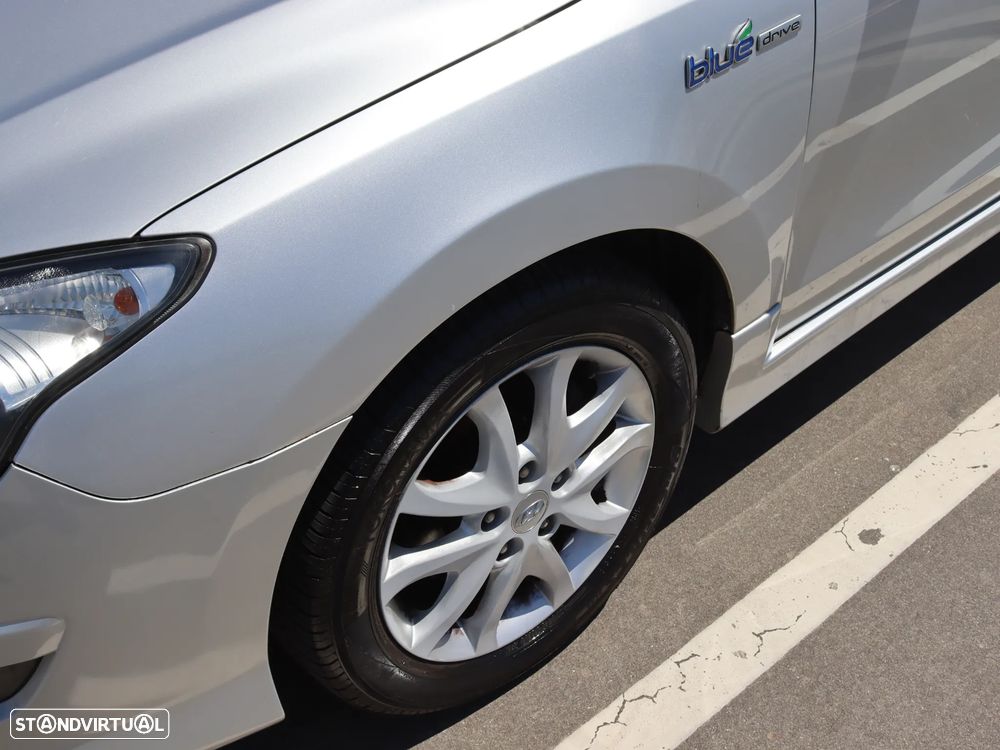 Hyundai i30 CW 1.4 CVVT Blue Comfort - 26