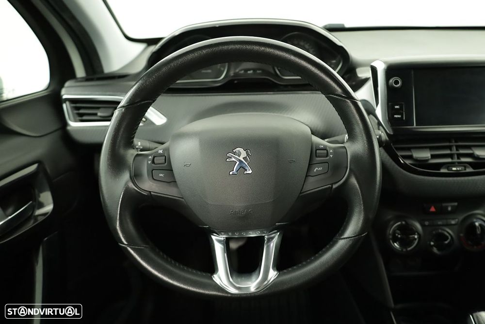Peugeot 2008 1.2 PureTech Signature - 15