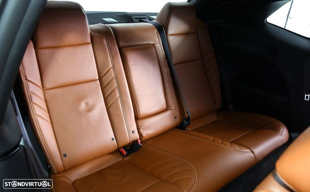 Dodge Challenger Auto SRT Hellcat - 7