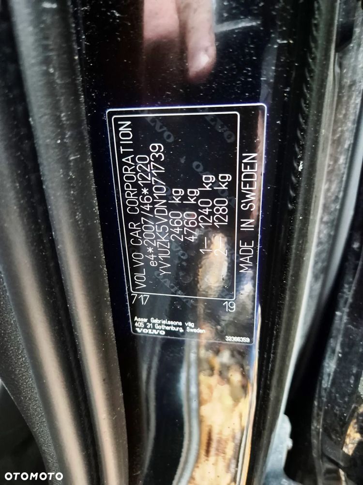 Volvo XC 60 B4 D Momentum Pro - 29